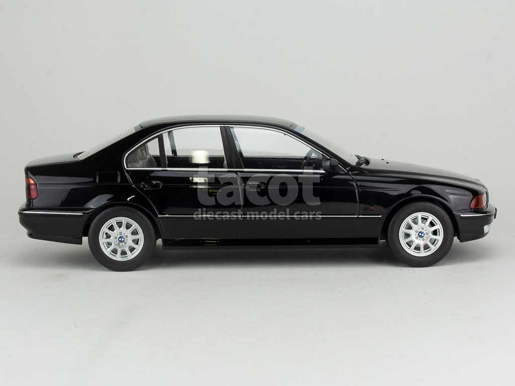 101184 BMW 528i/ E39 1995