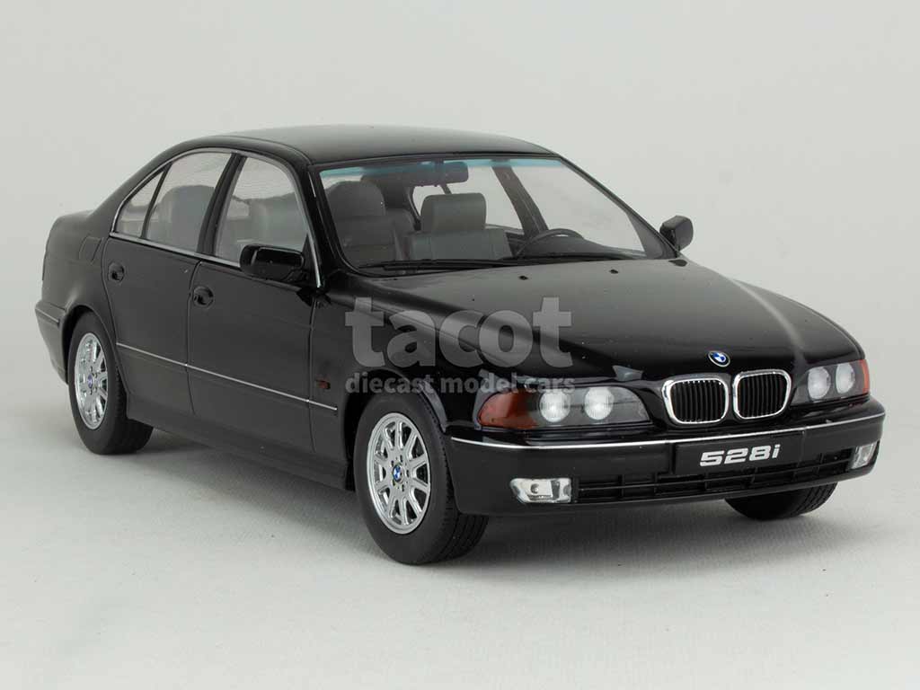 101184 BMW 528i/ E39 1995