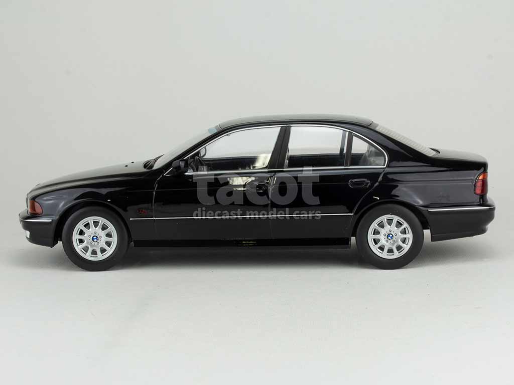 101184 BMW 528i/ E39 1995