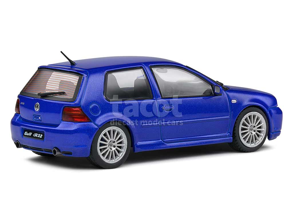 101203 Volkswagen Golf IV R32 3 Doors 2003