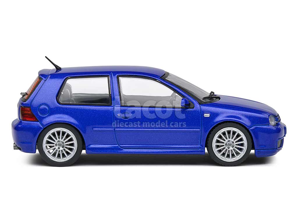 101203 Volkswagen Golf IV R32 3 Doors 2003