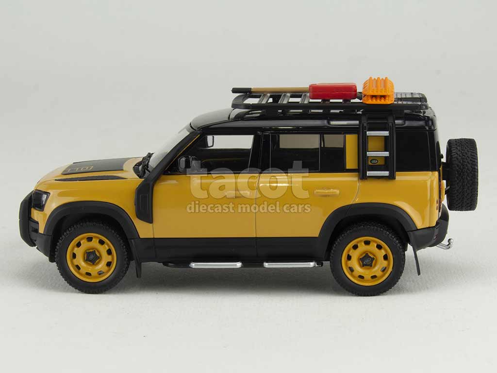 101219 Land Rover Defender 110 Camel Trophy 2020