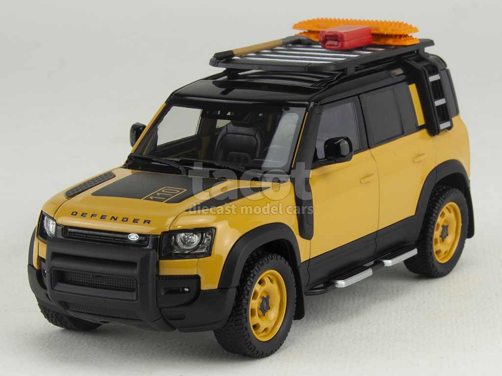 101219 Land Rover Defender 110 Camel Trophy 2020