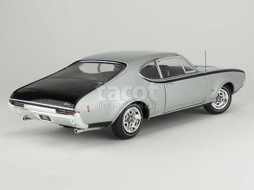 Oldsmobile - Cutlass Hurst/Olds 1968 - Auto World - 1/18 - Autos ...