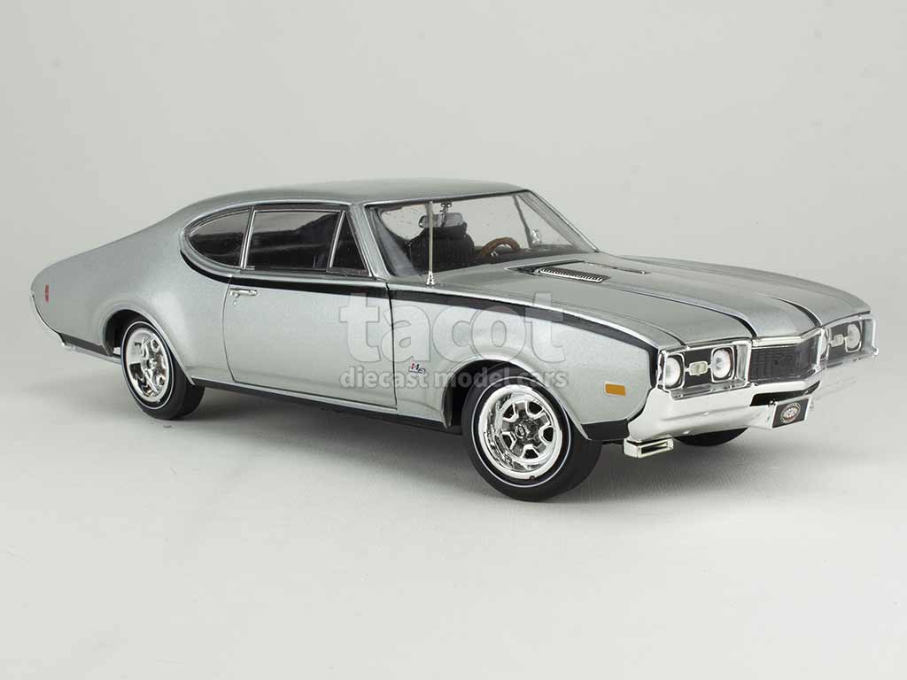 Oldsmobile - Cutlass Hurst/Olds 1968 - Auto World - 1/18 - Autos ...