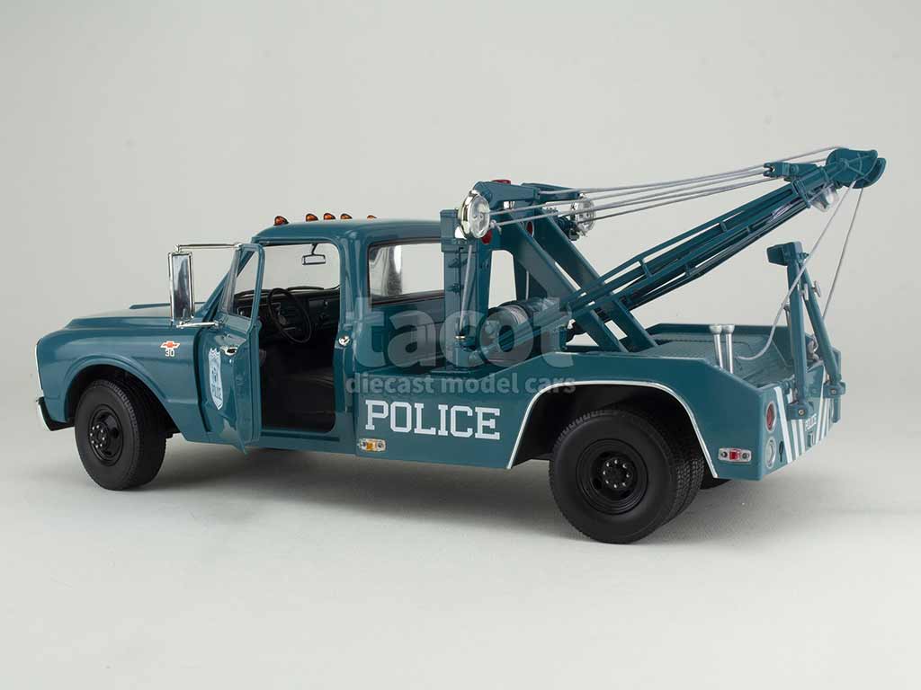 101281 Chevrolet C-30 Dépanneuse Police 1967