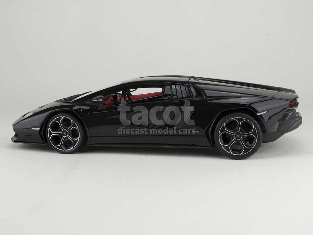101282 Lamborghini Countach LPI 800-4 2021
