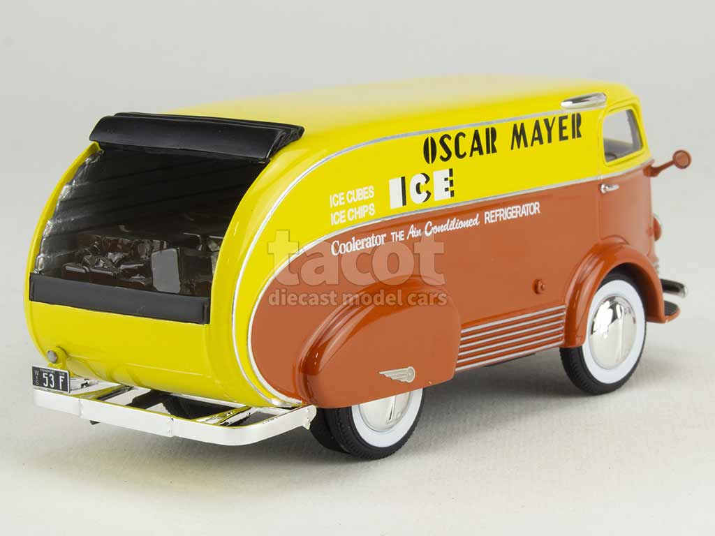 101303 International D-300 Van Oscar Mayer 1938