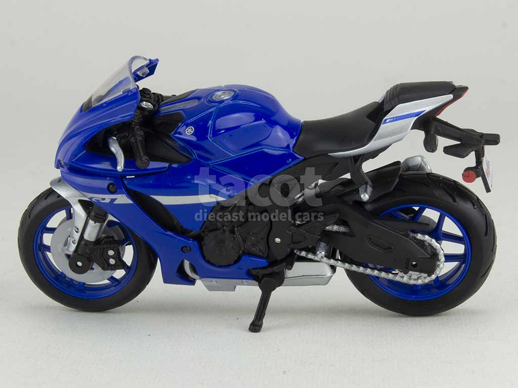 101317 Yamaha YZF-R1 2021