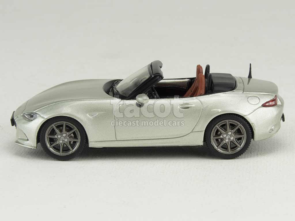 101337 Mazda MX-5 Roadster 2019