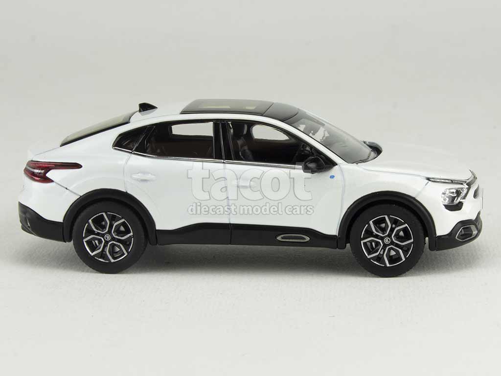 101365 Citro&euml;n e-C4 X 2023
