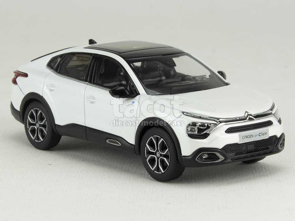 101365 Citro&euml;n e-C4 X 2023