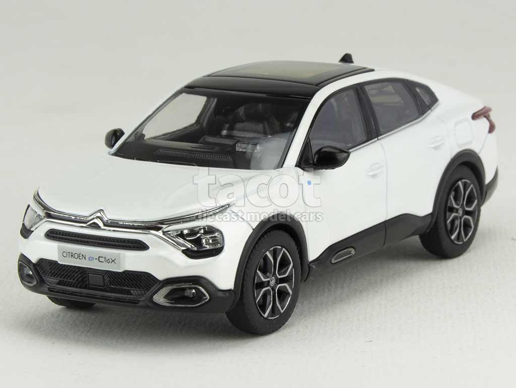 101365 Citro&euml;n e-C4 X 2023