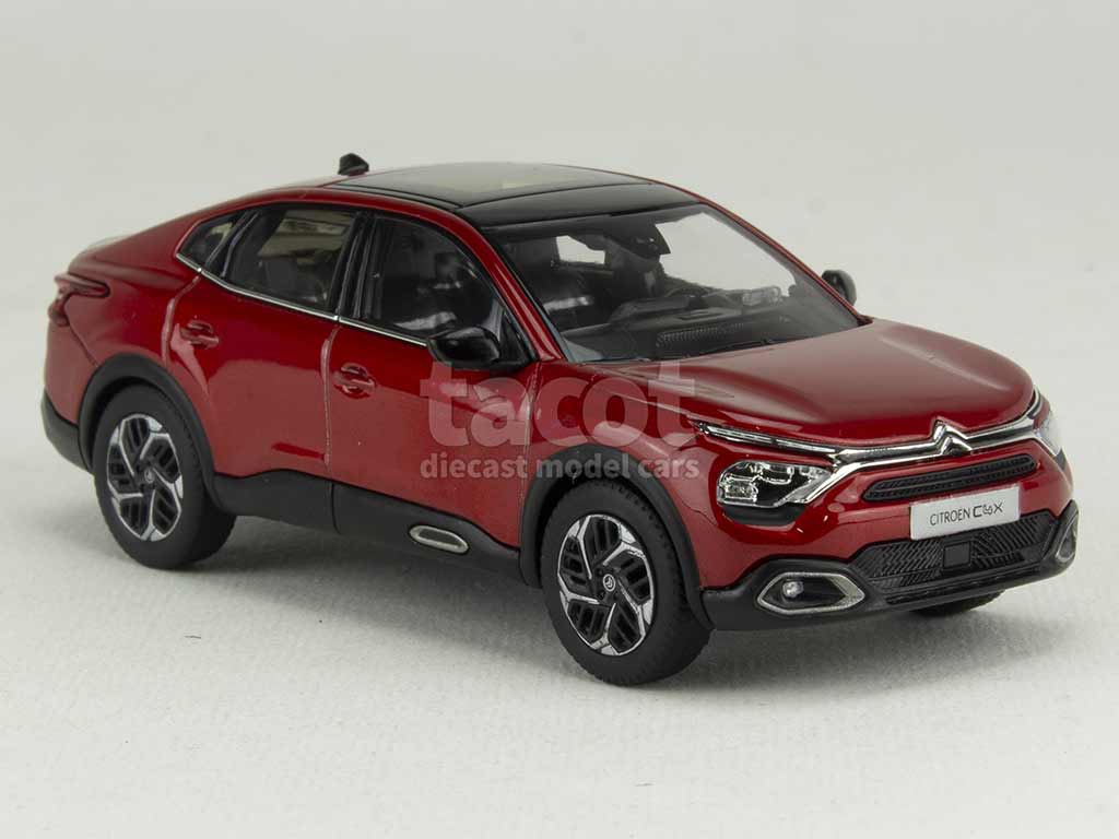 101367 Citro&euml;n C4 X 2023