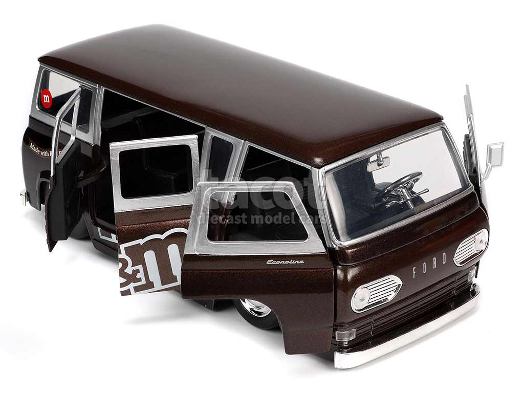 101457 Ford Econoline 1965