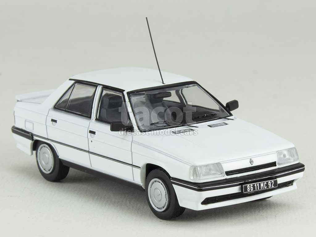 101484 Renault R9 GTD 1988