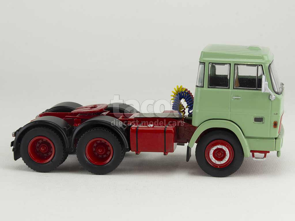 101499 Henschel HS 19 TS Tracteur 1966