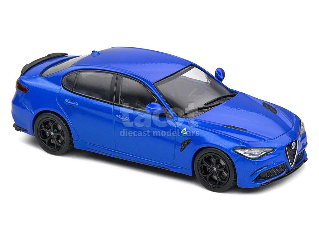 101533 Alfa Romeo Giulia Quadrifoglio 2019