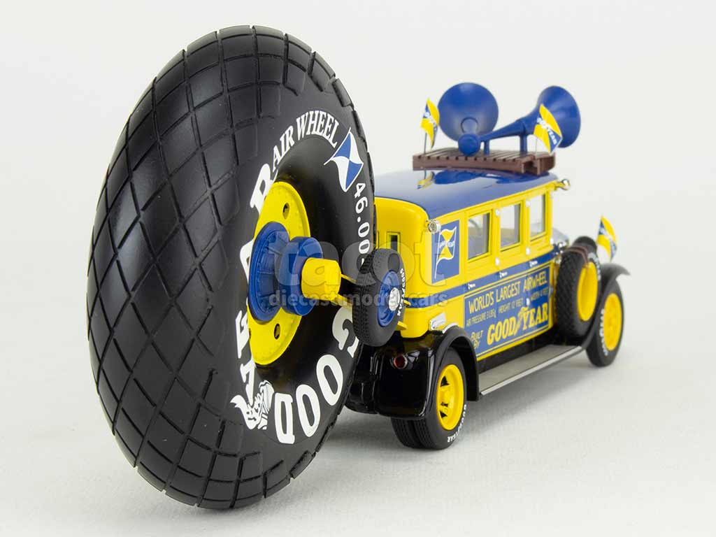 101582 Buick BG Airwheel Promotion Bus 1929
