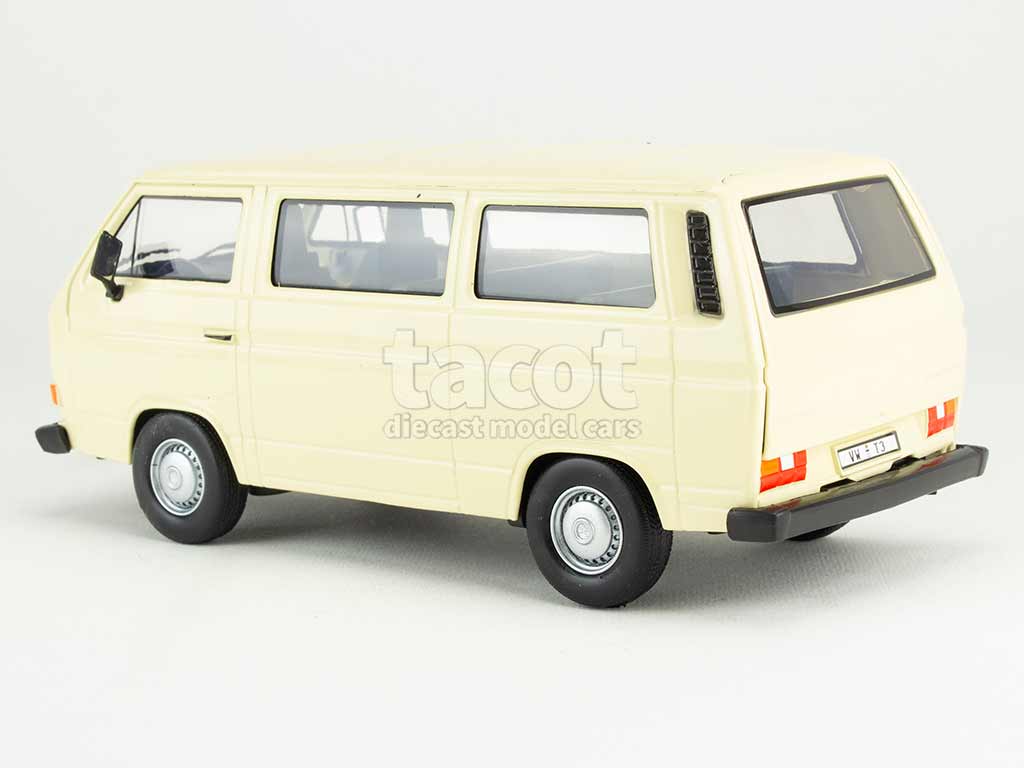 101603 Volkswagen Combi T3 Bus