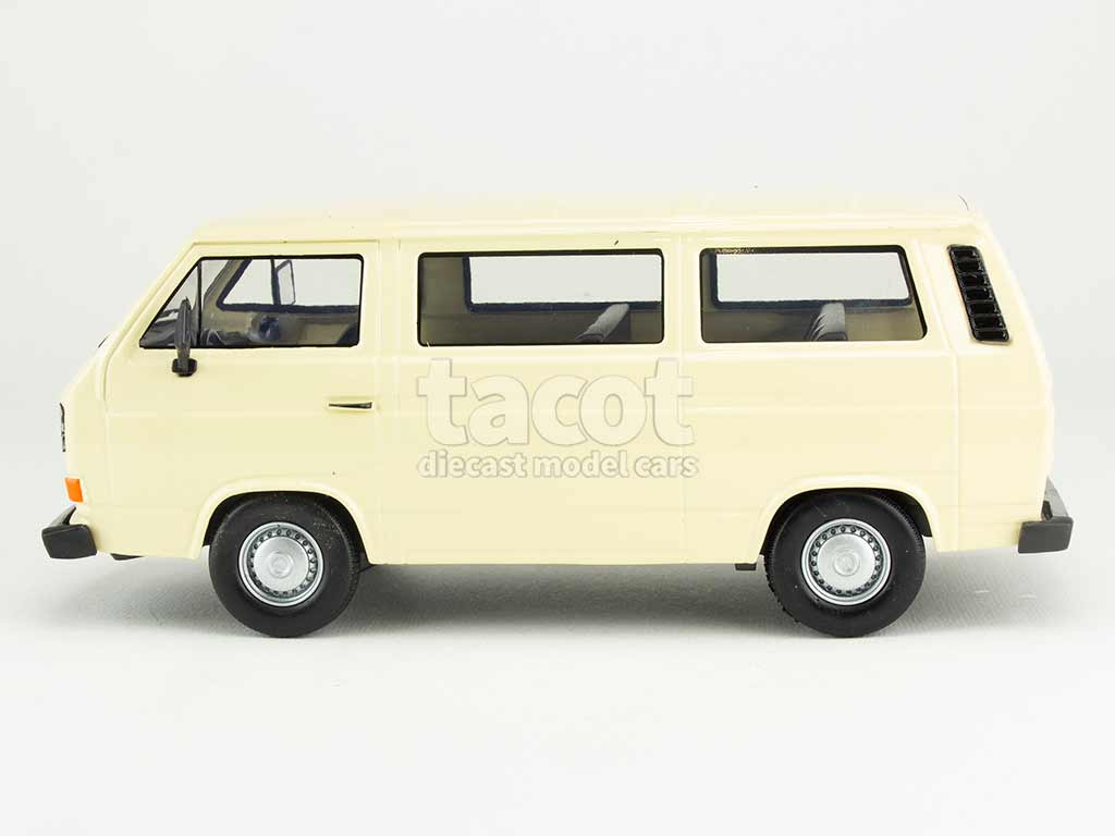 101603 Volkswagen Combi T3 Bus