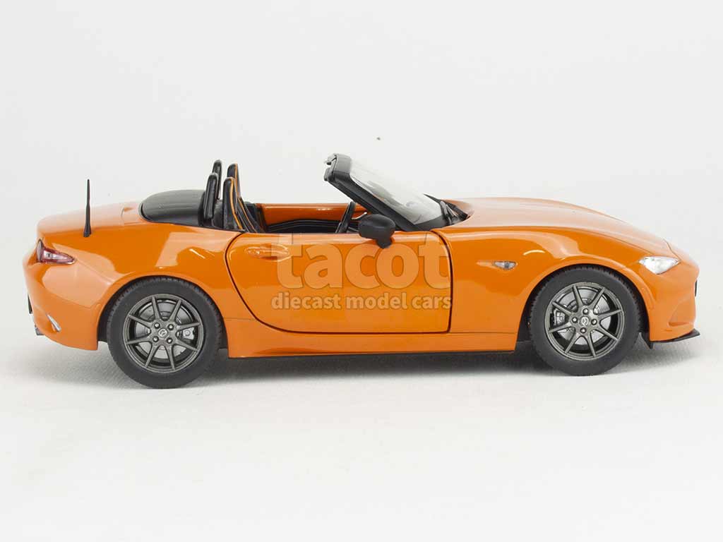 101629 Mazda MX-5 Roadster 2019