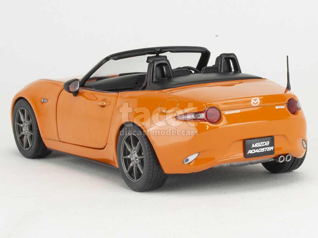 101629 Mazda MX-5 Roadster 2019