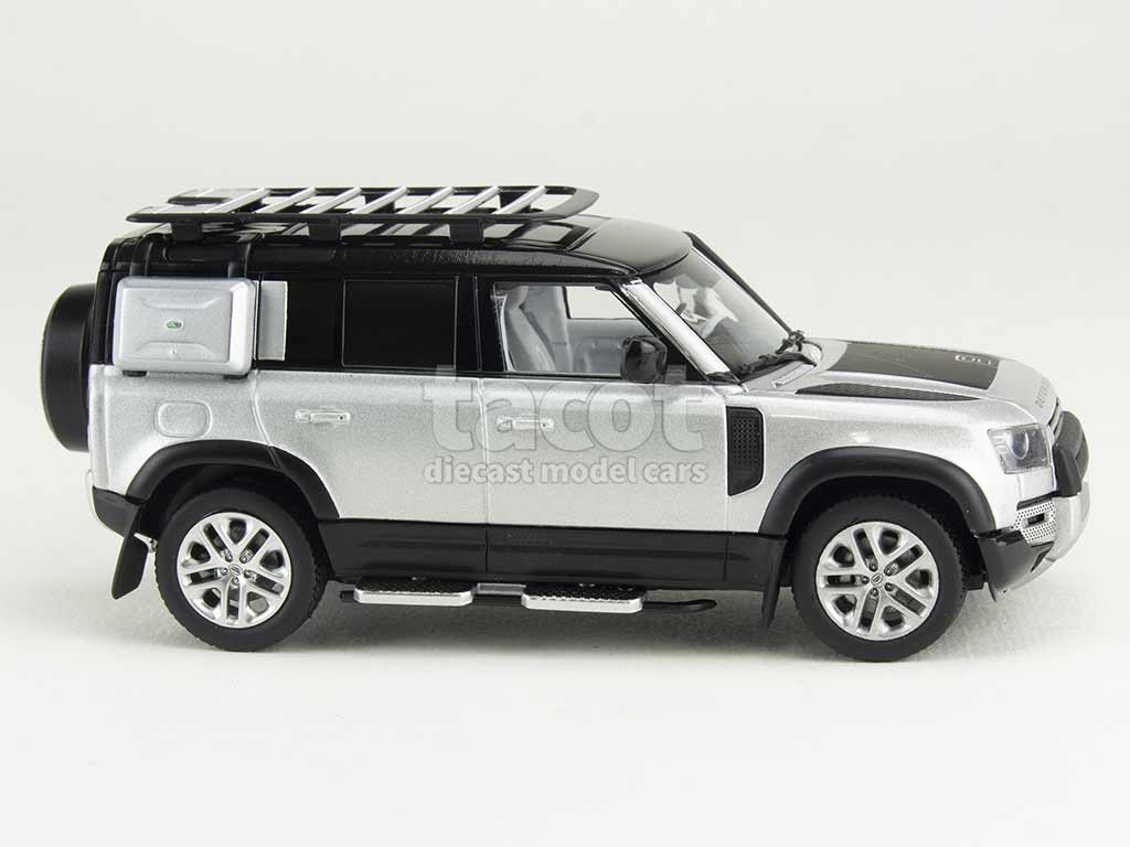 101670 Land Rover Defender 110 Explorer Pro 2020