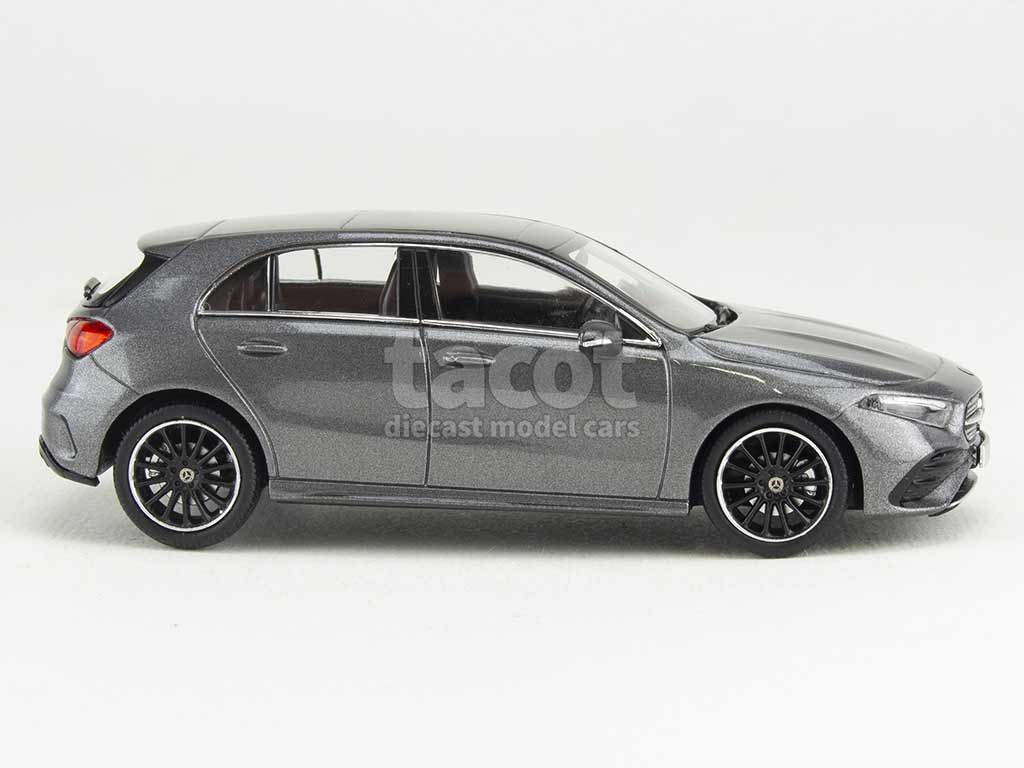 Mercedes - A Class AMG Line/ W177 2021 - Spark Models - 1/43 - Autos  Miniatures Tacot