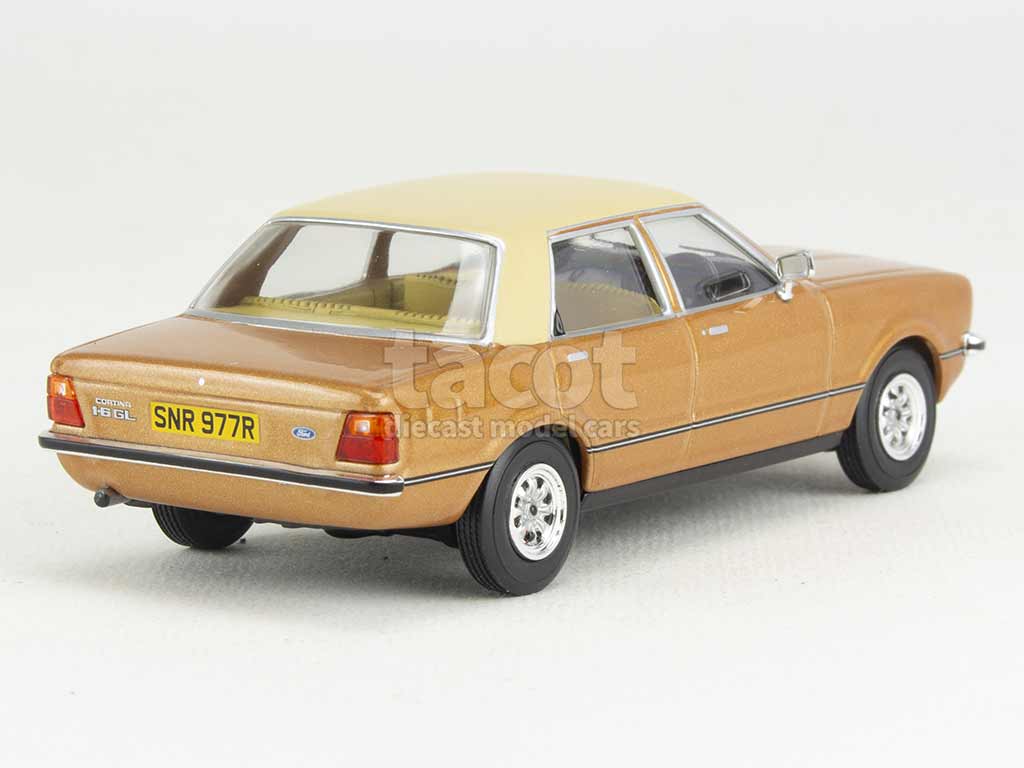 101722 Ford Cortina MKIV 1.6 GL 1976