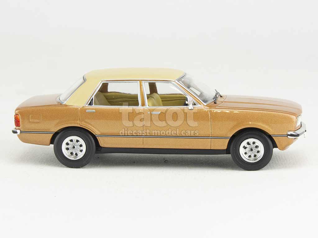 101722 Ford Cortina MKIV 1.6 GL 1976