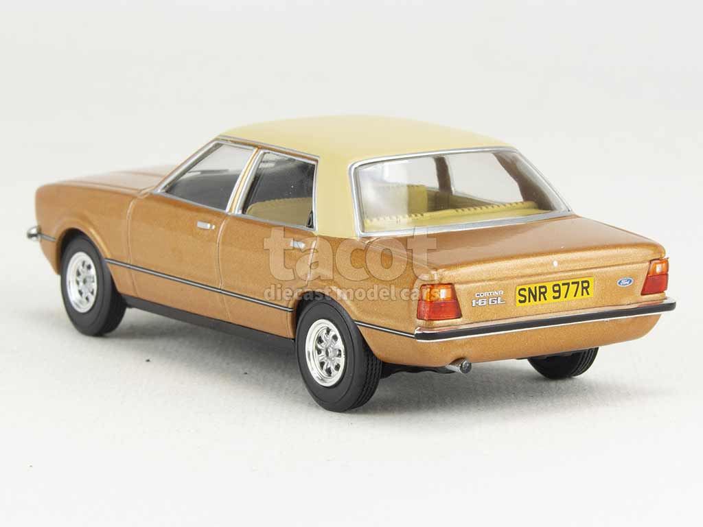 101722 Ford Cortina MKIV 1.6 GL 1976