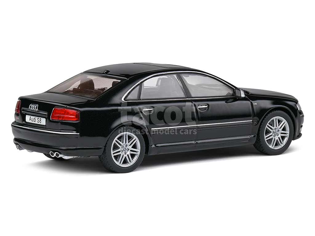 101783 Audi S8 2010