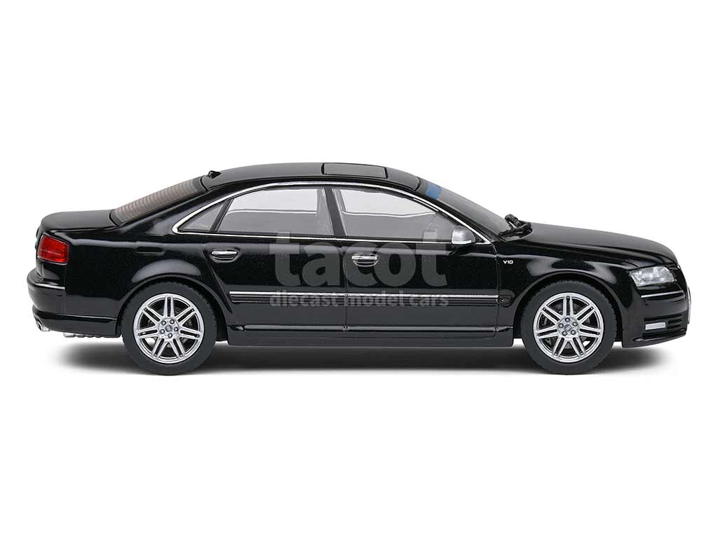101783 Audi S8 2010