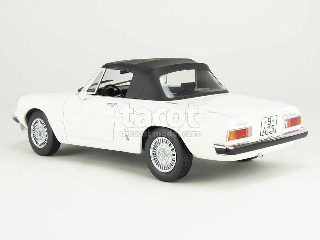 101824 Alfa Romeo 2000 Spider 1978