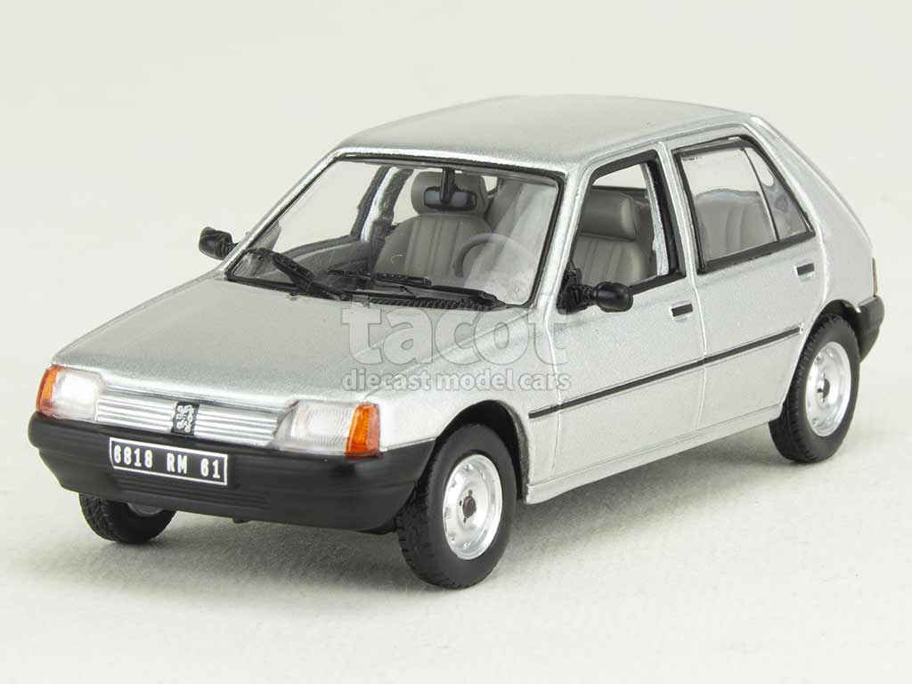 101830 Peugeot 205 GL 5 Doors 1988