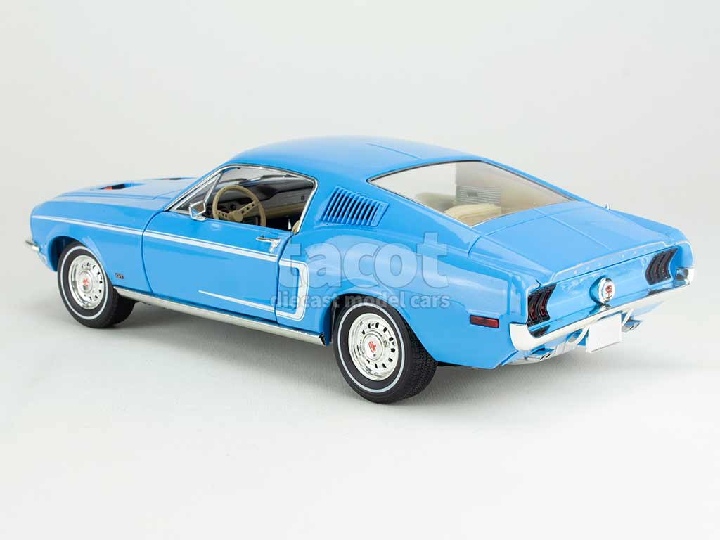 Modèle Réduit Ford Mustang Fastback 1968 Bleu 1:18 Greenlight - Portes Ouvrantes, Métal Die-Cast