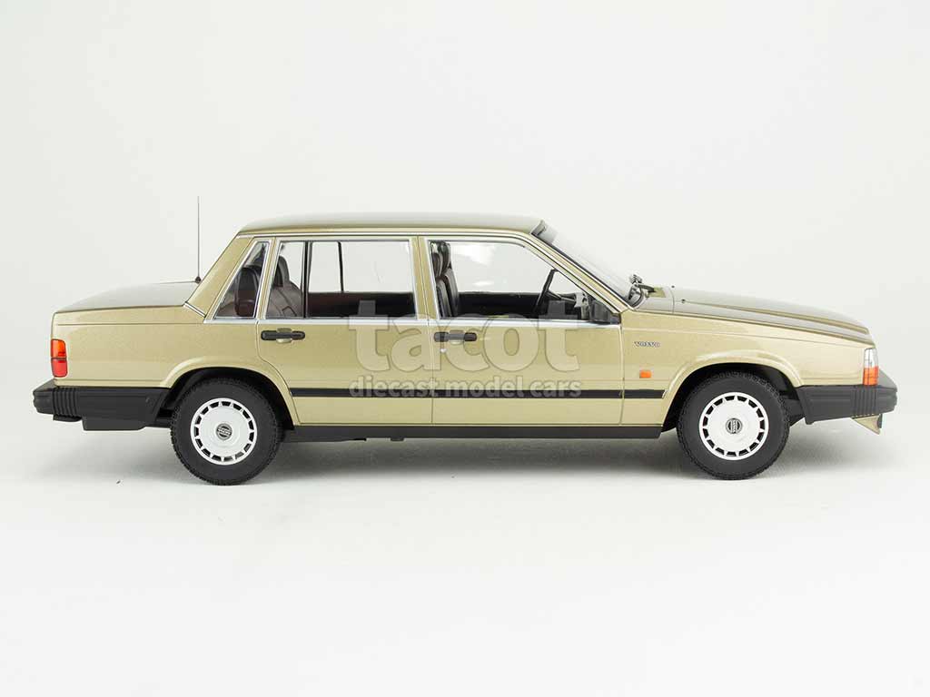 101889 Volvo 740 GL 1986