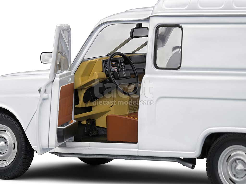 101924 Renault R4 F4 Fourgonnette 1975
