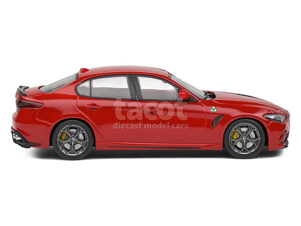 101949 Alfa Romeo Giulia Quadrifoglio 2019