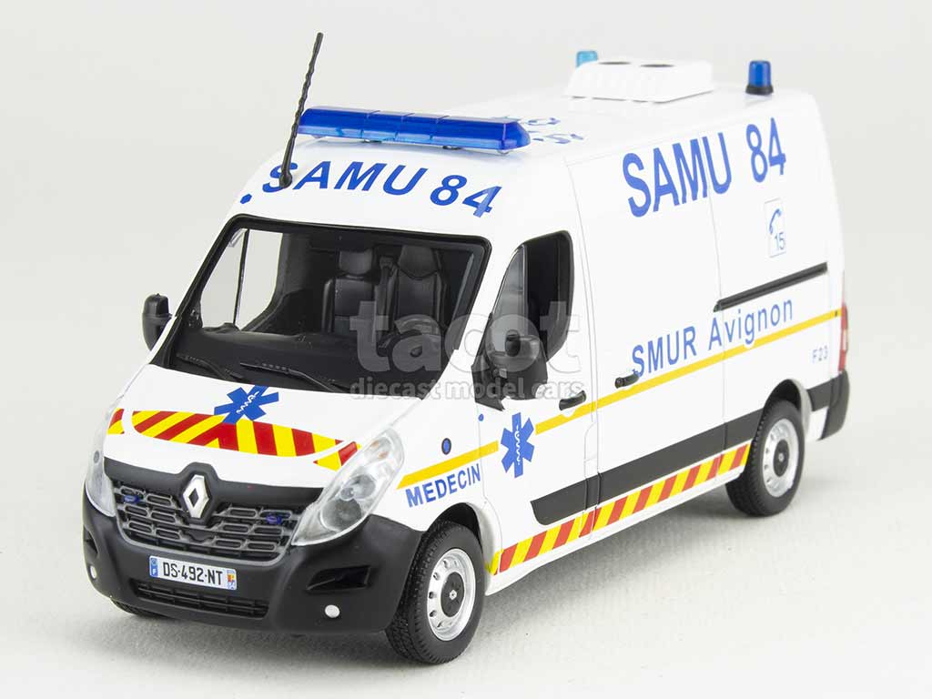 101998 Renault Master III Ambulance SAMU 84 2014