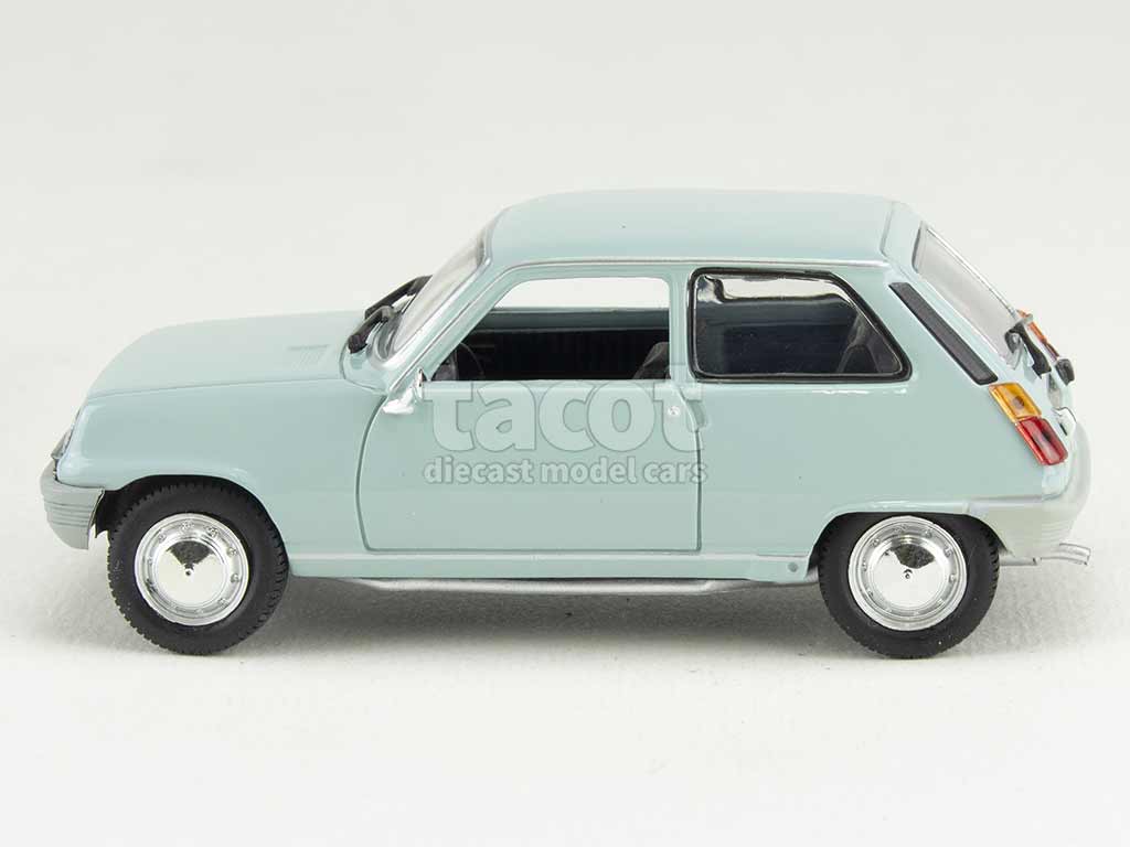 102002 Renault R5 TL 3 Doors 1972