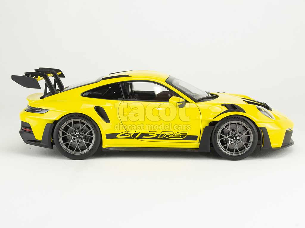 VEHICULE DE SPORT PORSCHE 911 GT3 RS-05 EN HORLOGE MINIATURE SUR