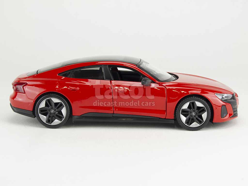 102030 Audi RS e-Tron GT 2022