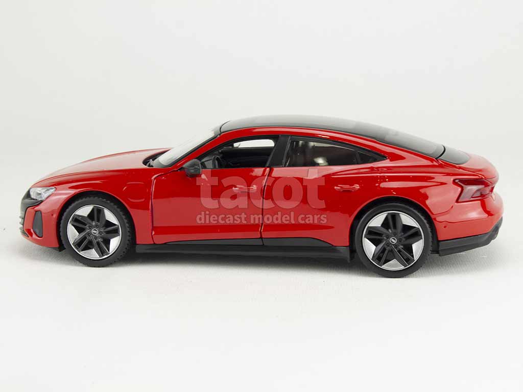 102030 Audi RS e-Tron GT 2022