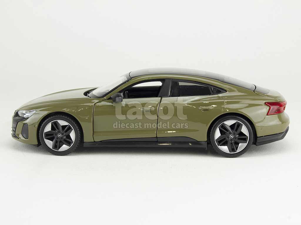 102031 Audi RS e-Tron GT 2022
