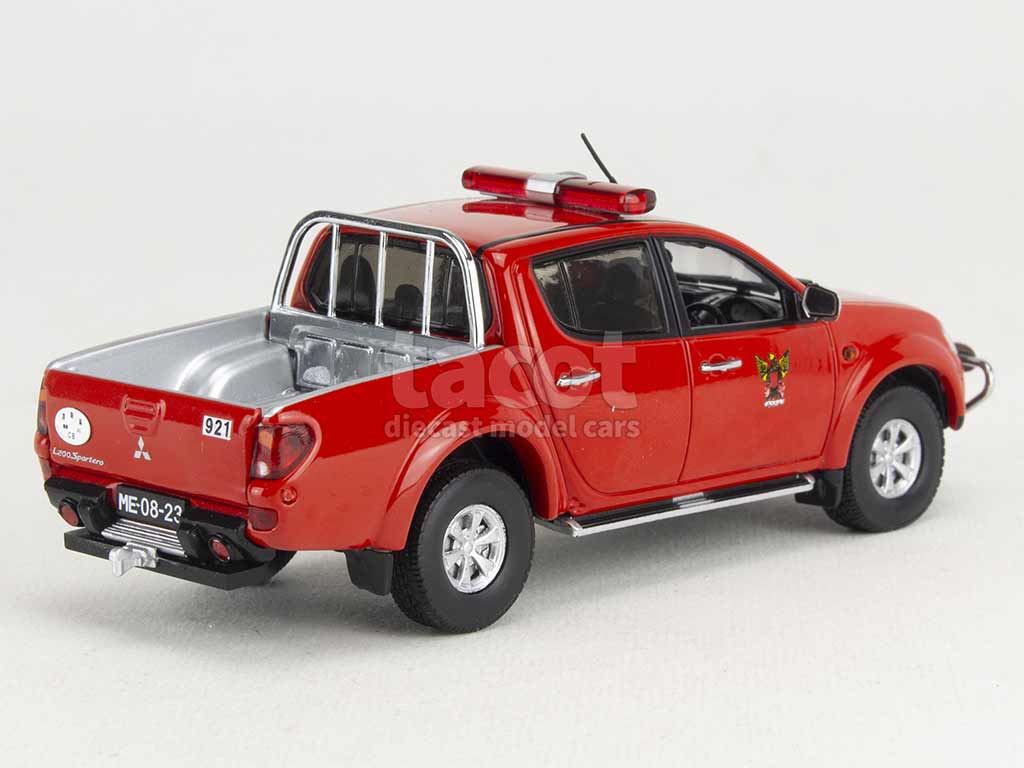 Mitsubishi L200 coche miniatura - Coches-miniaturas.es