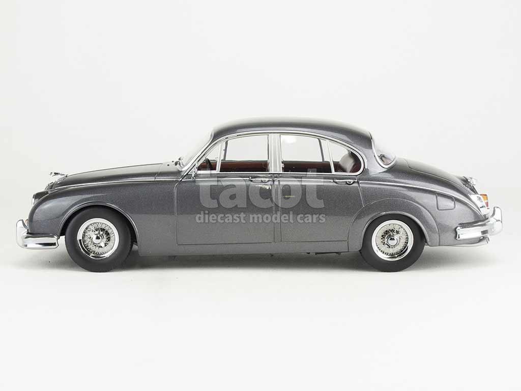 Jaguar MkII 3.8 (1959-1968) Maisto 1/18 - Verte - Portes, Capot Et Coffre Ouvrants
