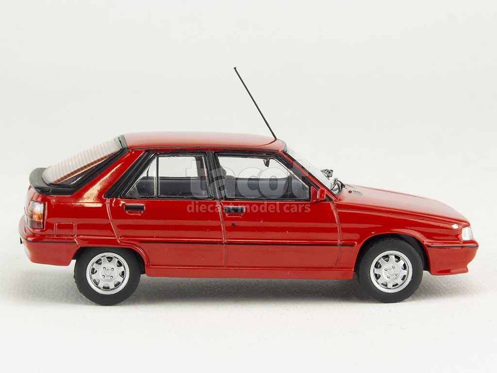 102085 Renault R11 Turbo 5 Doors 1988
