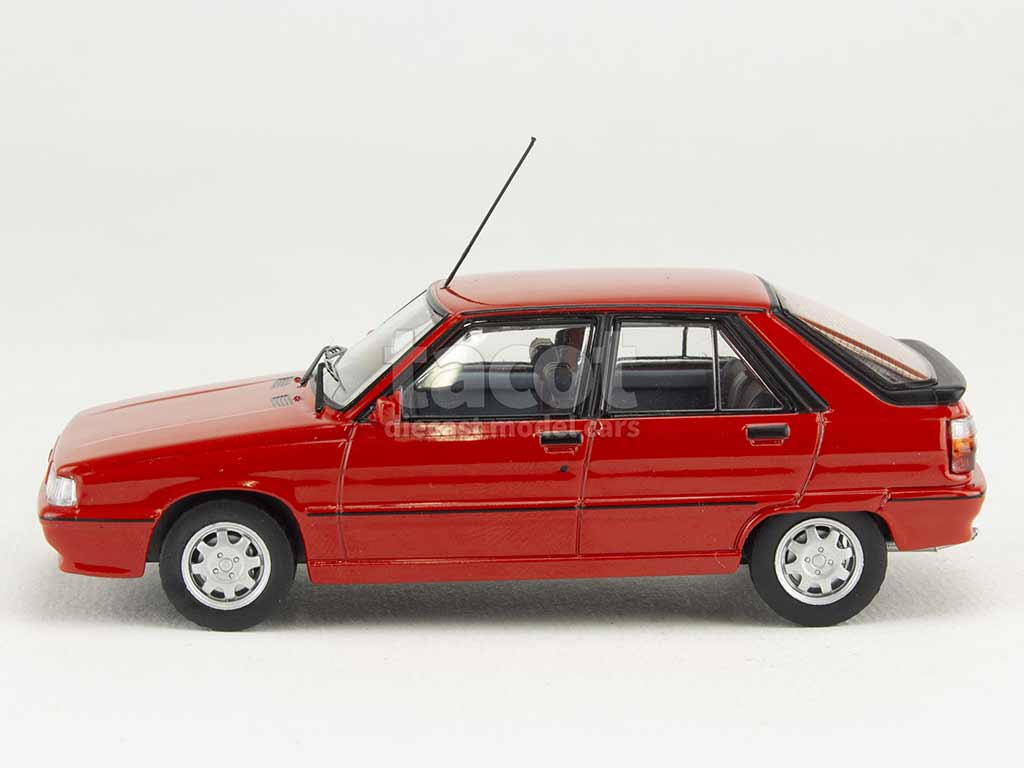 102085 Renault R11 Turbo 5 Doors 1988